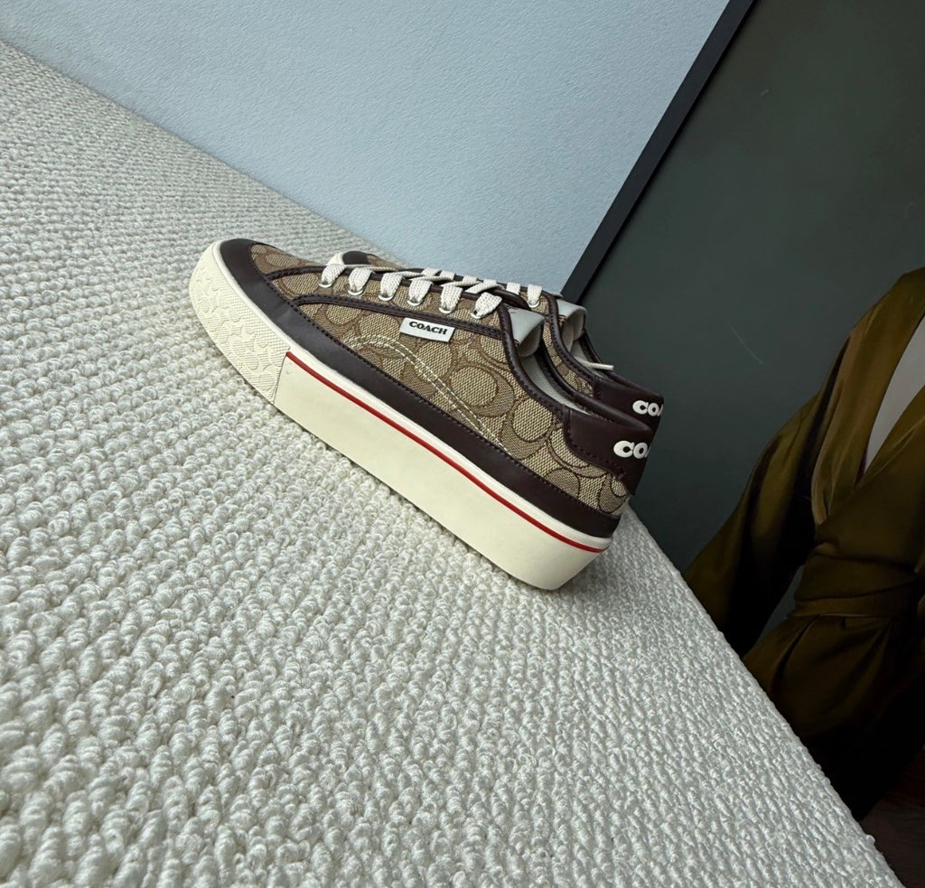Coach Clip Low Top Sneakers Signature Canvas Monogram