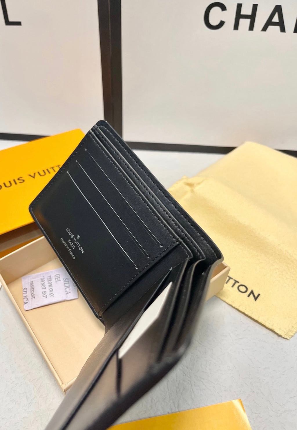 Louis Vuitton Multiple Wallet LV Aerogram