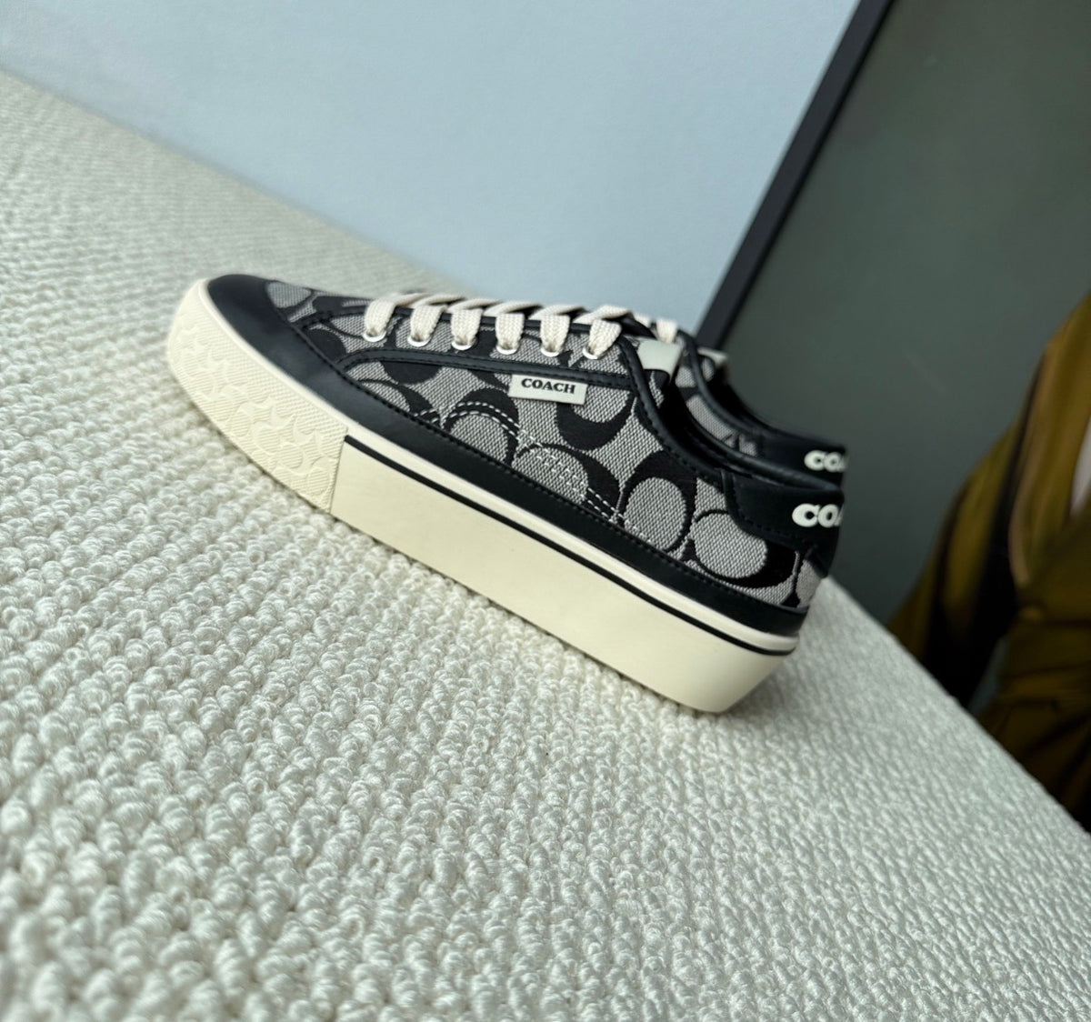 Coach Clip Low Top Sneakers Signature Canvas Monogram